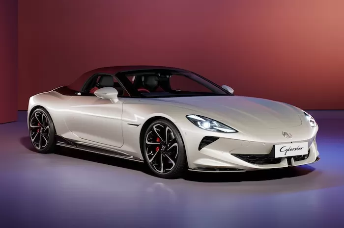 MG Cyberster Roadster Listrik Bertenaga Buas