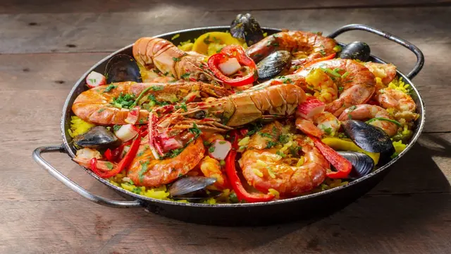 Menikmati Kuliner di Spanyol Sensasi Lezat Paella Khas Valencia